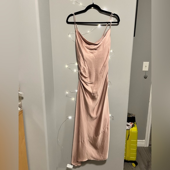 Rose Gold Zara Dress - Picture 1 of 3